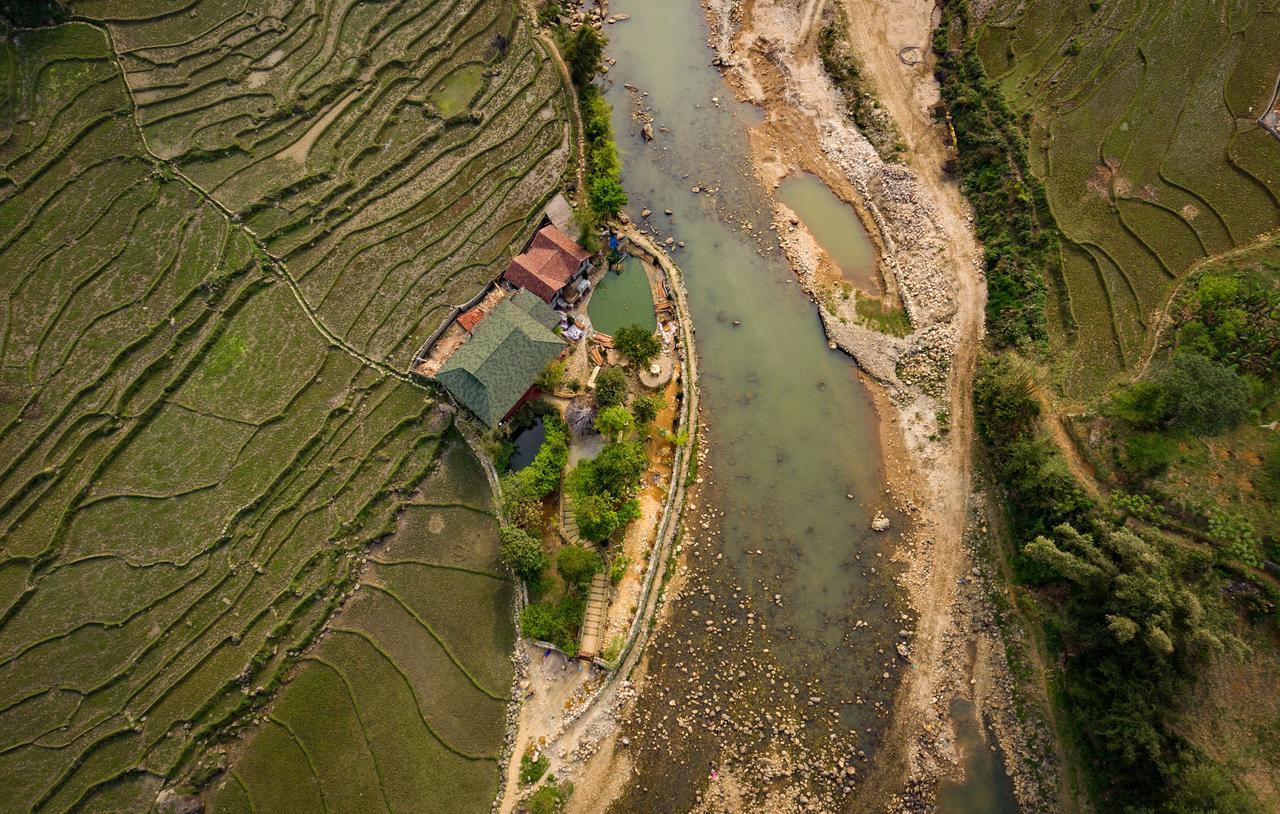 Tavan Riverside Ecolodge ซาปา ภายนอก รูปภาพ