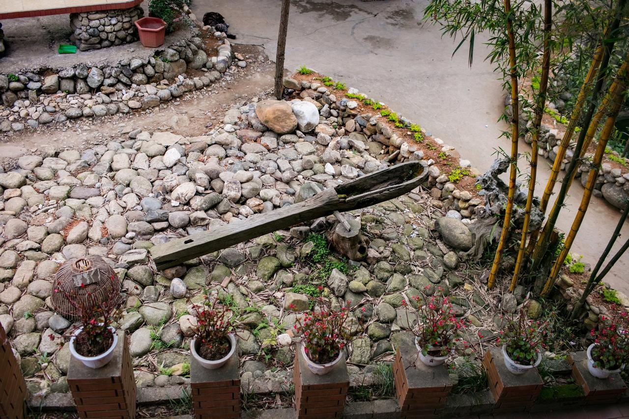 Tavan Riverside Ecolodge ซาปา ภายนอก รูปภาพ