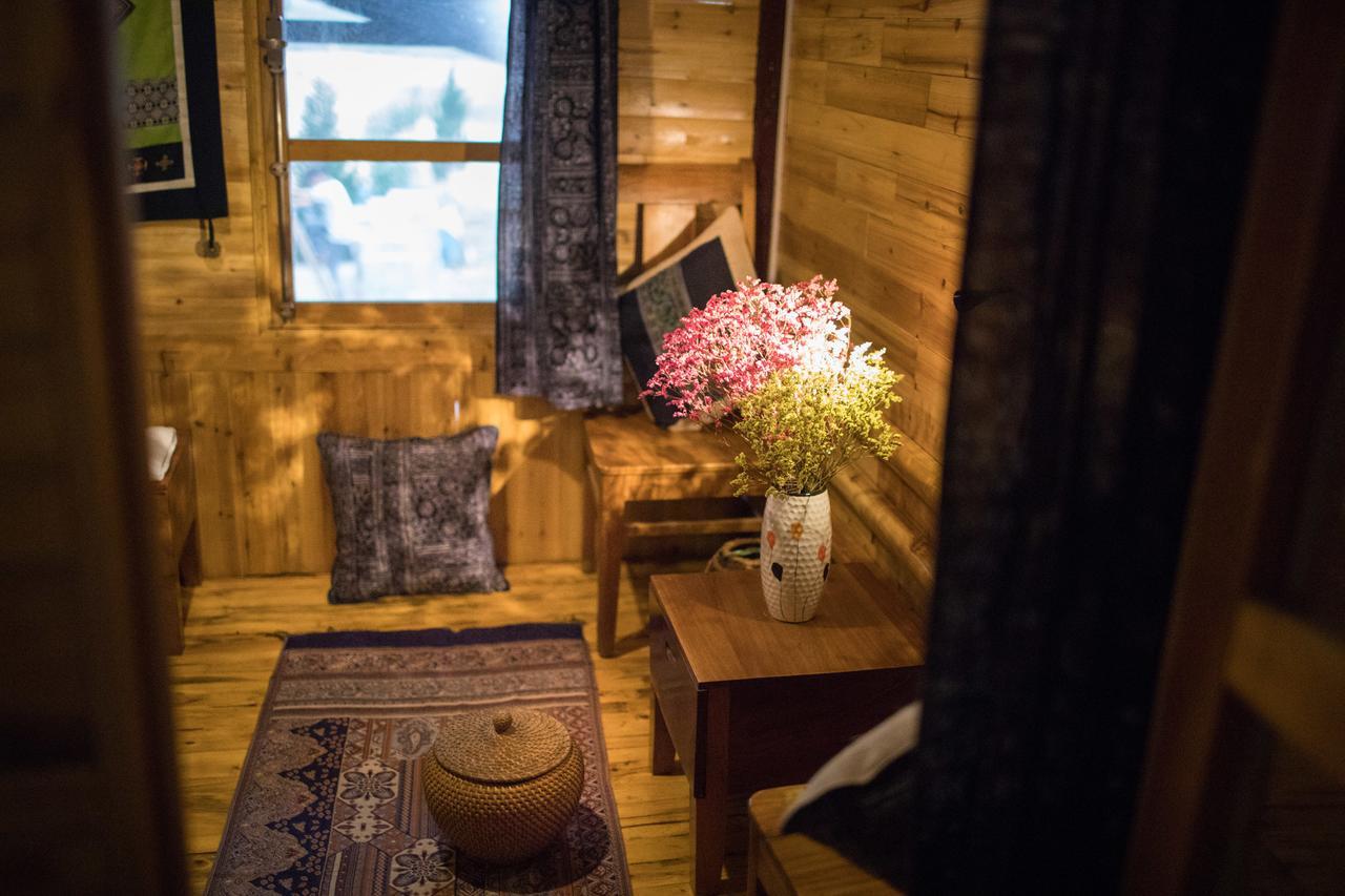 Tavan Riverside Ecolodge ซาปา ภายนอก รูปภาพ