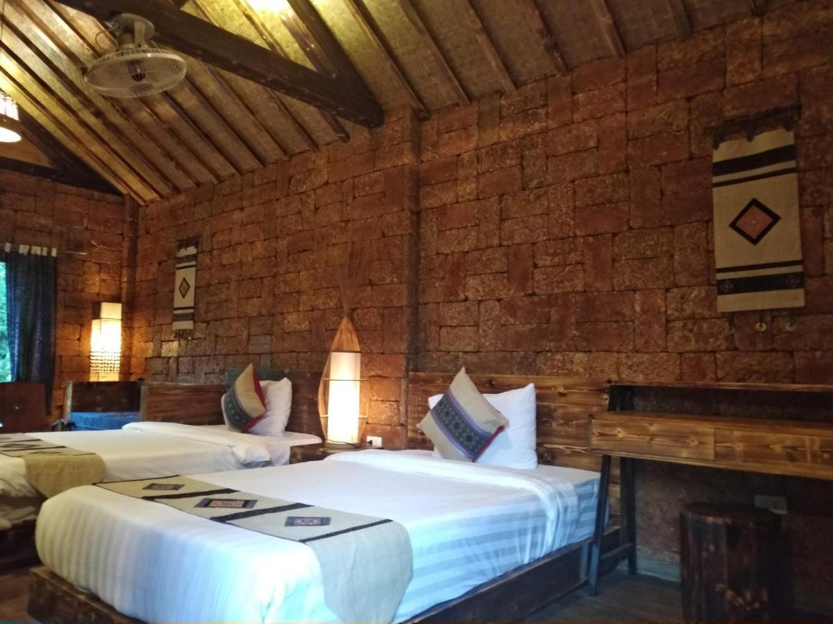 Tavan Riverside Ecolodge ซาปา ภายนอก รูปภาพ
